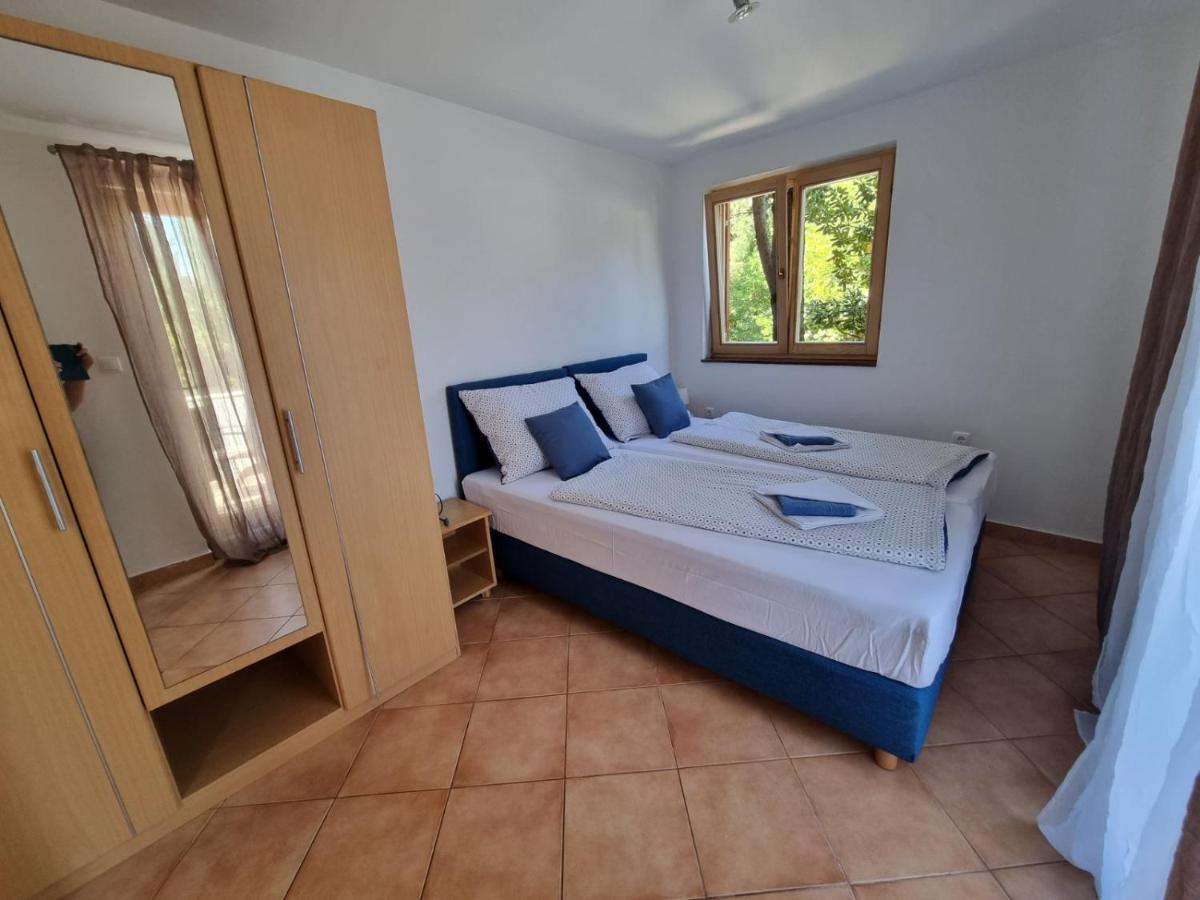 Apartments Casia Baška Екстериор снимка