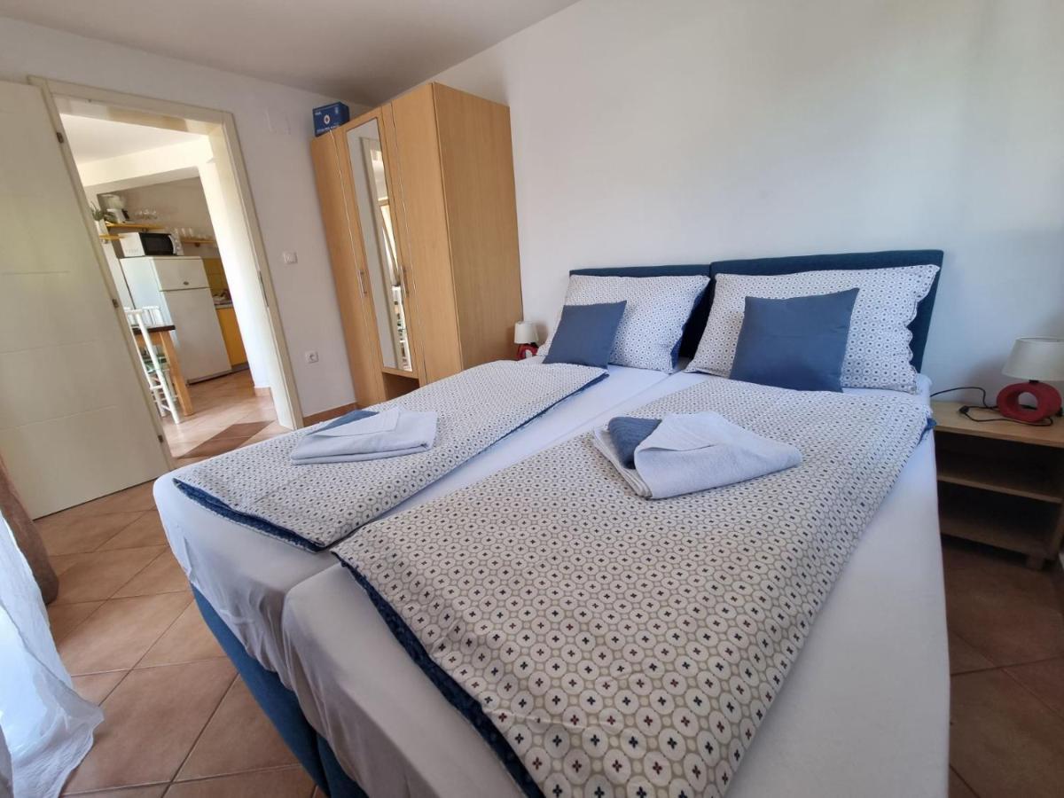 Apartments Casia Baška Екстериор снимка