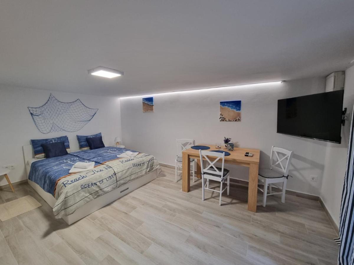 Apartments Casia Baška Екстериор снимка