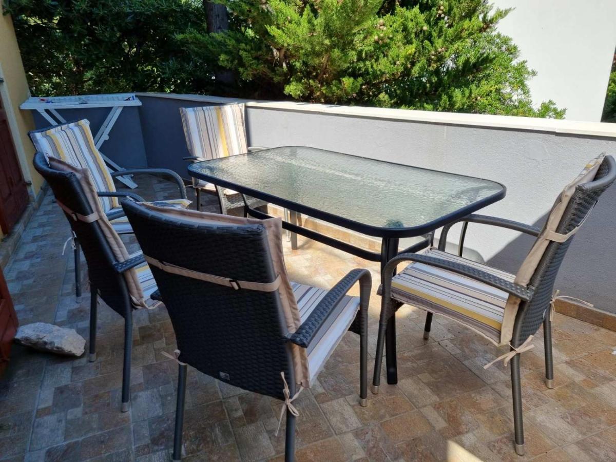 Apartments Casia Baška Екстериор снимка