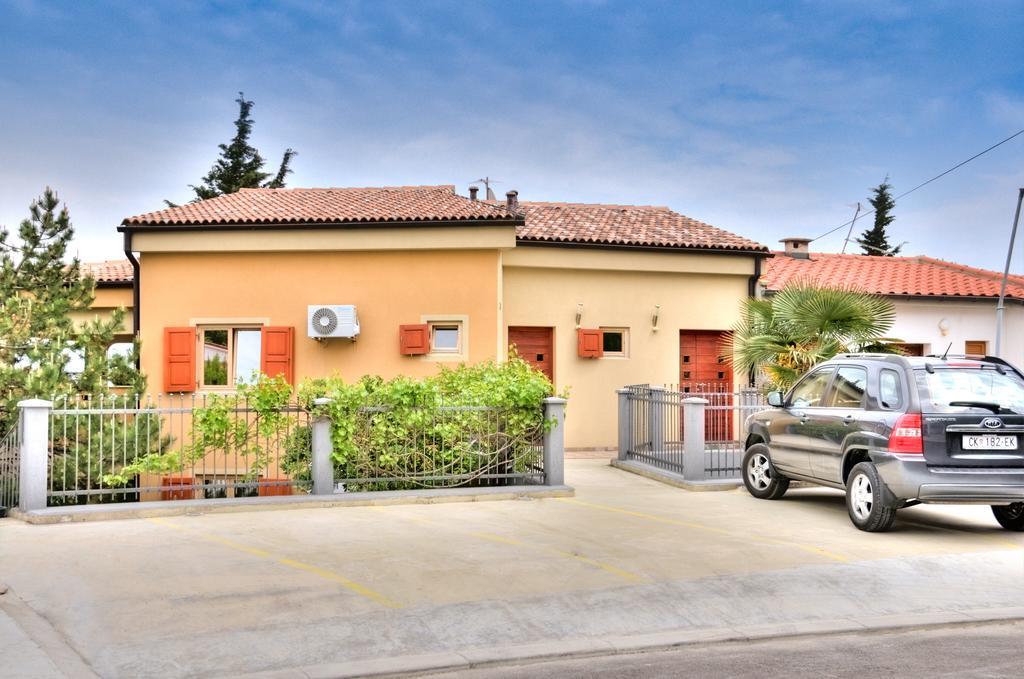Apartments Casia Baška Екстериор снимка